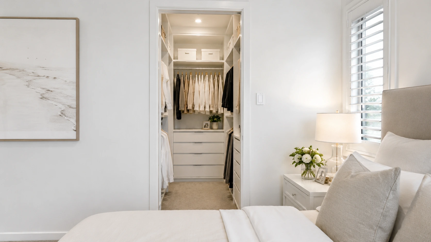Small Walk-In Robe Ideas: Maximising Space in Compact Layouts